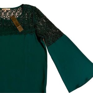 NWT Boutique Emerald Green Top with Lace Yoke & Lace Details